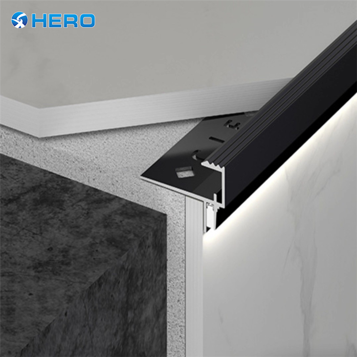 Trim Tepi Nosing Tangga Aluminium