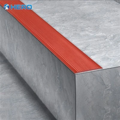 Nosing Tangga Karet Anti Slip